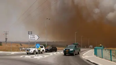 دخان حرائق سببها قصف من حزب الله على الجولان