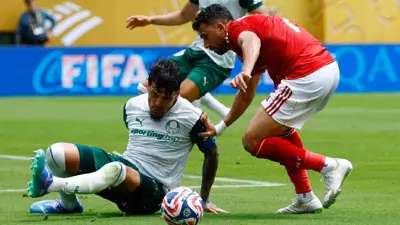 تريزيغيه في مباراة الأهلي وبالميراس 