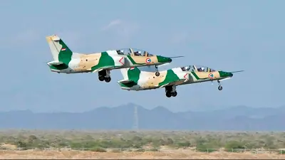 طائرتان من طراز كيه-8 كاراكوروم (جيه إل-8) تابعتان للقوات الجوية السودانية