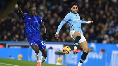 عمر مرموش حاضرا في تشكيلة السيتي أمام تشيلسي