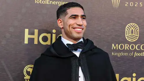 أشرف خلال حفل أفضل لاعب في أفريقيا