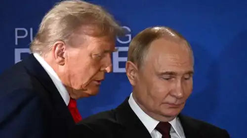 الرئيسان ترامب وبوتين في قمة ألاسكا