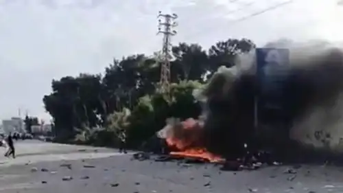 من آثار الغارة الإسرائيلية في صور