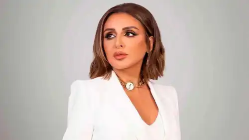 الفنانة أنغام