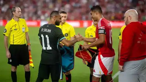 محمد صلاح مع كاسيميرو