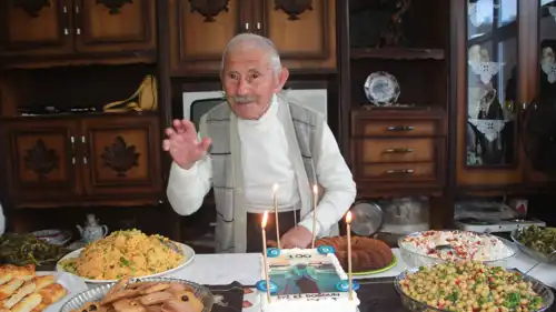 المعمر التركي حسين أيدوغان