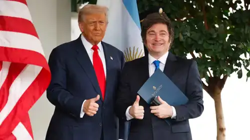 الرئيسان الأمريكي دونالد ترامب ونظيره الأرجنتيني خافيير ميلي