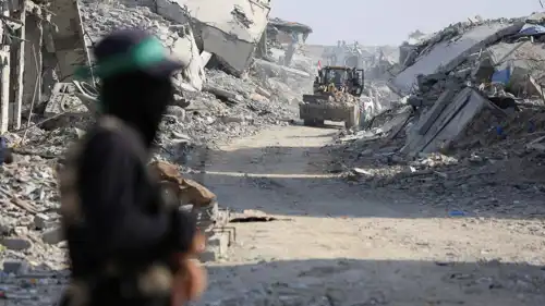 مقاتل من حماس قرب الخط الأصفر