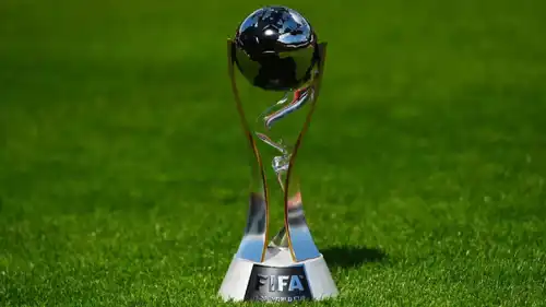 مجسم كأس العالم تحت 17 عاما