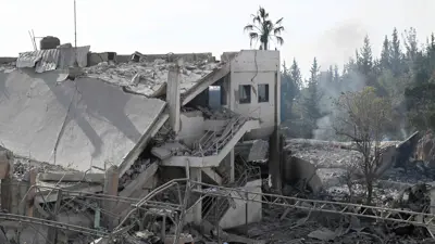 مشهد من دمار الغارات الإسرائيلية على سوريا