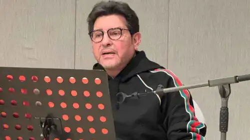 هاني شاكر خلال إحدى البروفات السابقة