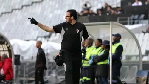 محمد أسامة طبيب الزمالك السابق