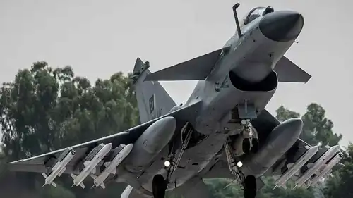 المقاتلة الصينية J-10C “Vigorous Dragon”
