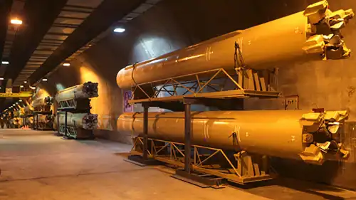 منصات إطلاق صواريخ إيرانية تحت الأرض