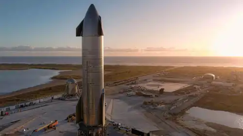 مركبة الاختبار "ستارشيب" التابعة لشركة "سبيس إكس"