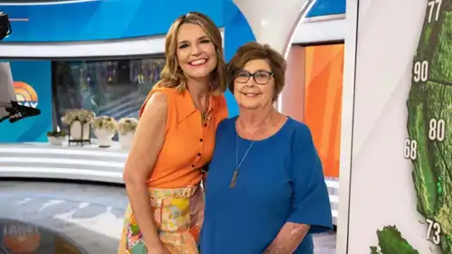 الإعلامية الأمريكية سافانا غوثري ووالدتها المفقودة