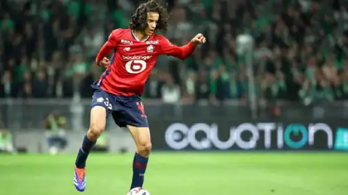 أيوب بو عدي لاعب ليل الفرنسي