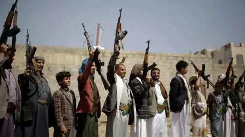 عناصر من مليشيا الحوثي في اليمن