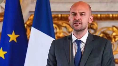 وزير الخارجية الفرنسي جان نويل بارو