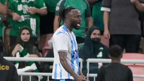 فيستون مايلي