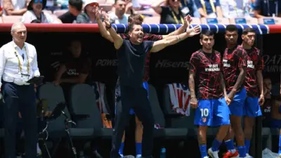 دييغو سيميوني مدرب أتلتيكو مدريد