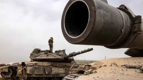 جنود ودبابات إسرائيلية في قطاع غزة