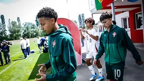 رافايل كابرال لاعب منتخب البرتغال للناشئين