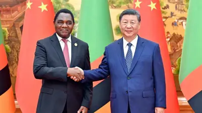 الرئيس الصيني مع نظيره الزامبي