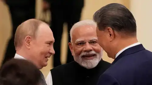 زعماء روسيا والصين والهند خلال قمة شنغهاي