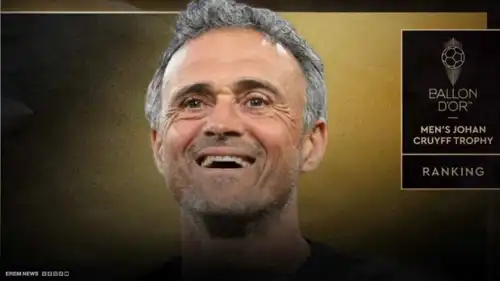 كتف إنريكي يكشف المستور.. هل كانت نتائج الكرة الذهبية معروفة مسبقا؟