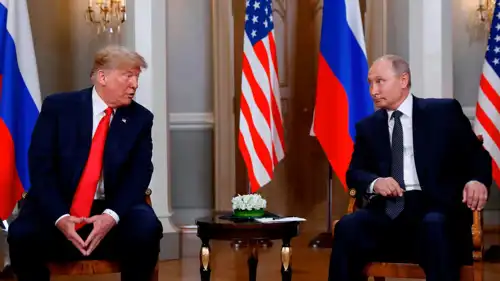 الرئيس الأمريكي دونالد ترامب ونظيره الروسي فلاديمير بوتين