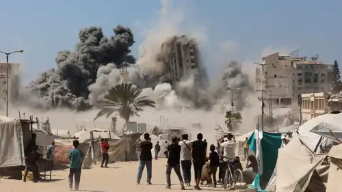 غارات إسرائيلية سابقة على أبراج مدينة غزة