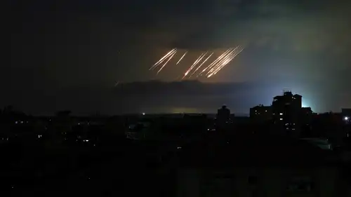 صواريخ أطلقتها إيران باتجاه إسرائيل