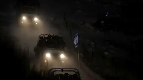 آليات إسرائيلية متوغلة في الأراضي السورية