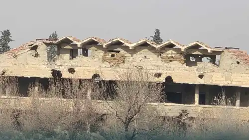 تحصينات "قسد" كما رصدتها القناة السورية