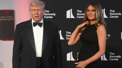 ترامب وميلانيا قبل العرض