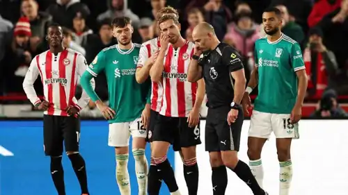 مباراة ليفربول وبرينتفورد في الدوري الإنجليزي