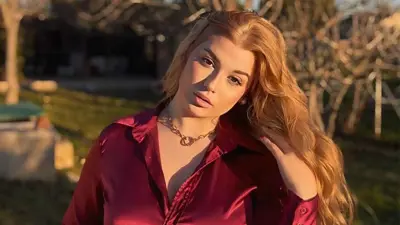 عارضة الأزياء الإسبانية كلوديا كالفو