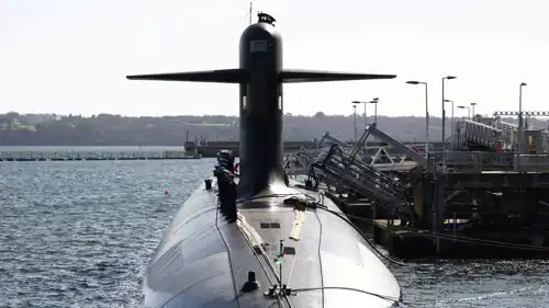 غواصة نووية 