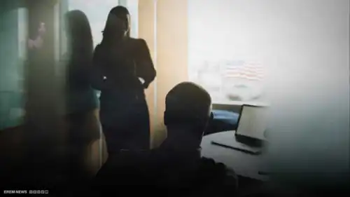 "الإغواء" سلاح الصين وروسيا الجديد لاختراق أسرار التقنية الأمريكية