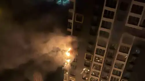 أحد المباني التي تم استهدافها في كييف