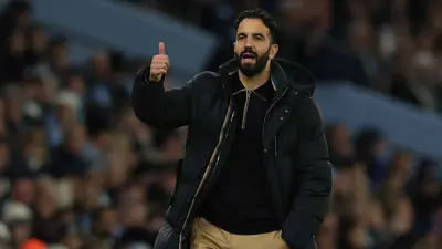 روبن أموريم المدير الفني لفريق مانشستر يونايتد