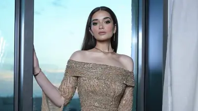 الفنانة الشابة ملك زاهر