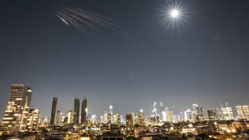 قصف إيراني سابق على تل أبيب