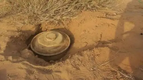 أحد الألغام التي زرعتها ميليشيا الحوثي