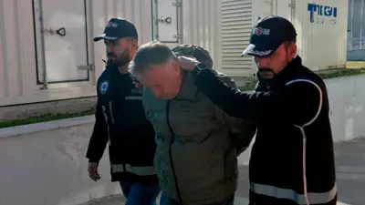 الرجل المحتال في قبضة الشرطة التركية