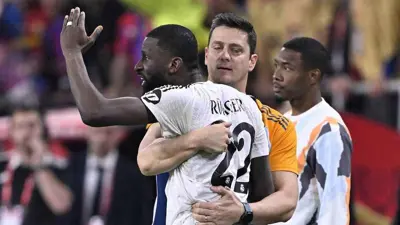 انفعال روديغر على حكم مباراة ريال مدريد وبرشلونة 