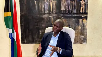 رونالد لامولا