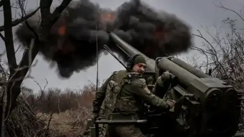 عنصر في الجيش الأوكراني 