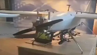 الطائرة المسيرة الحاملة للدرونات